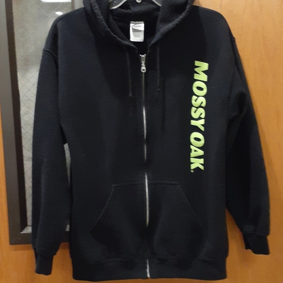 Mossy Oak Other - Mossy oak hoodie volt green